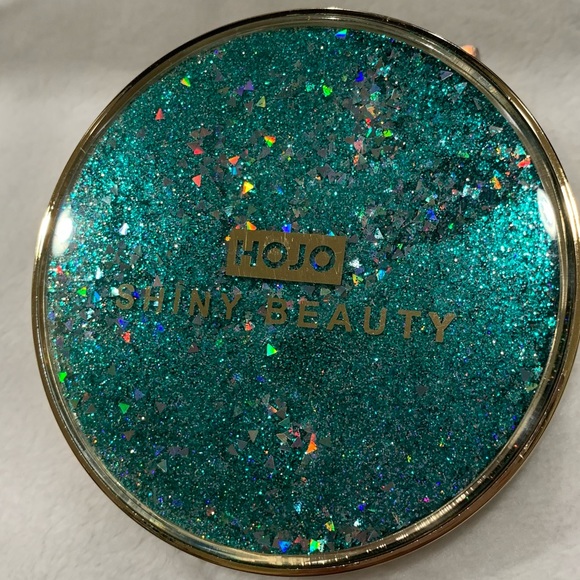 Blue Glitter Snow Globe Circle Eyeshadow Palette with 11 Colors - NIB - Picture 1 of 16